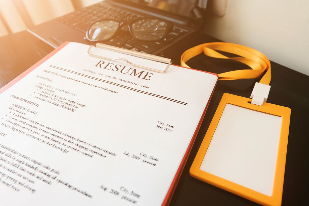 Resume paper On the desk In office